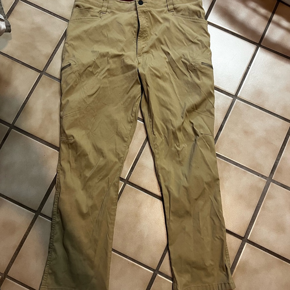 Eddie Bauer Men's Khaki Chinos
